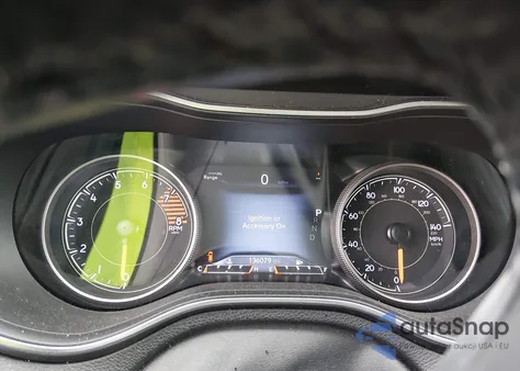 2019 Jeep Cherokee Trailhawk 4X4 z USA, uszkodzony, nr VIN 1C4PJMBX8KD188601